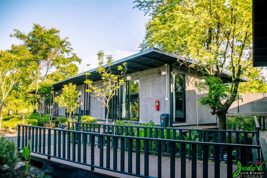 Buriram Judy Park & Resort Buri Ram Exterior foto