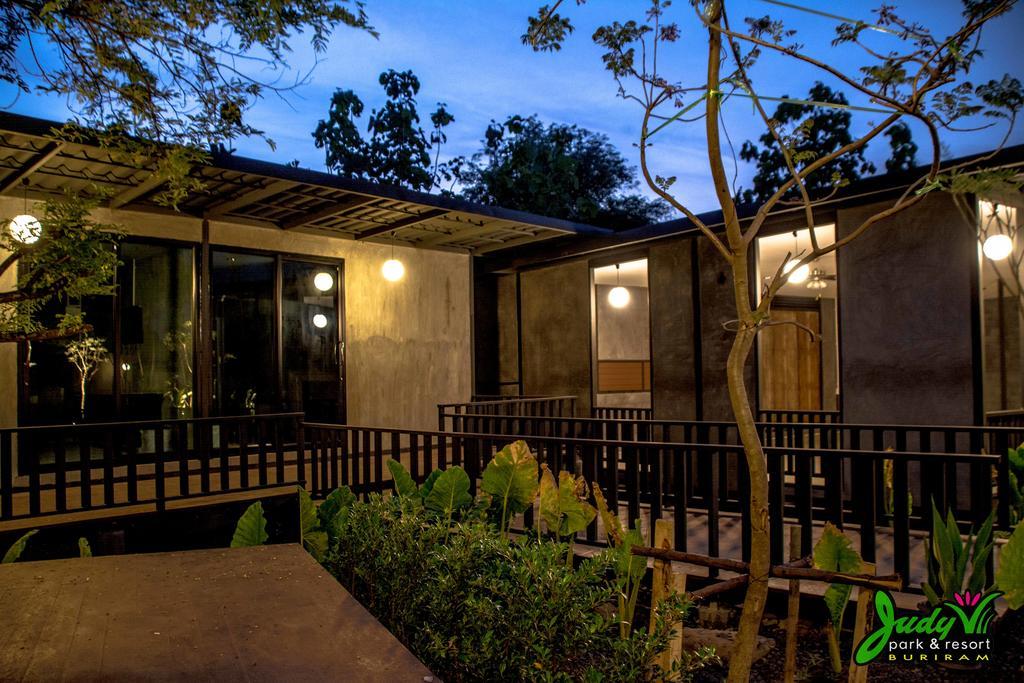 Buriram Judy Park & Resort Buri Ram Exterior foto
